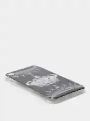 Аметистовый чехол на iPhone XR