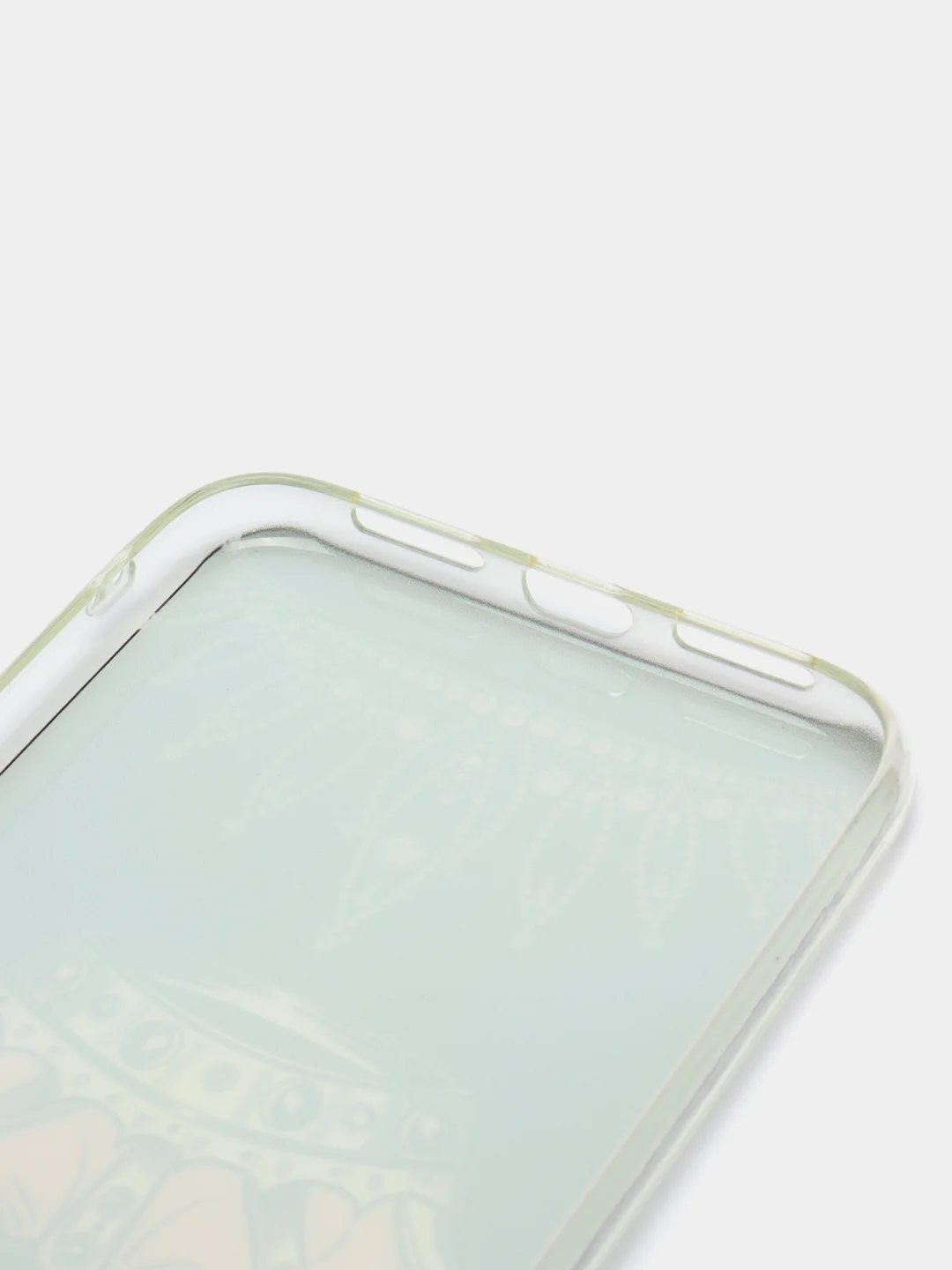 Аметистовый чехол на iPhone XR