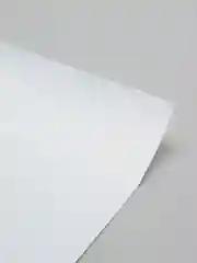 Алый чёрно-белый постер с картой города