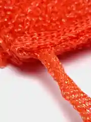 Красный мочалка вязаная