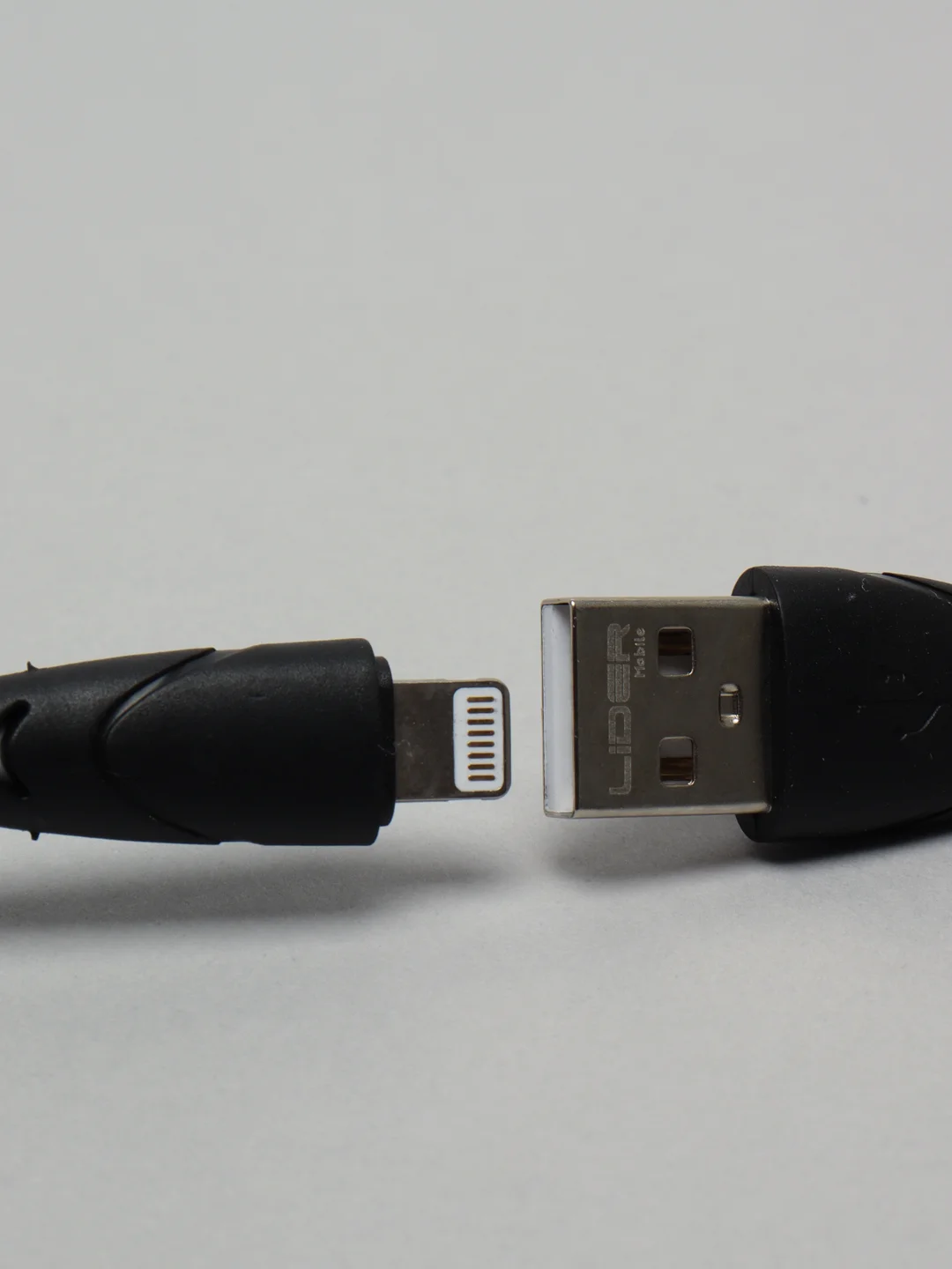 Белый кабель Lider для зарядки IPhone Lightning