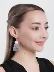 Розовый серьги шапки, тапки