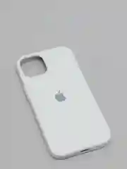 Белый чехол для iPhone 13 Silicone Case закрытый низ с логотипом