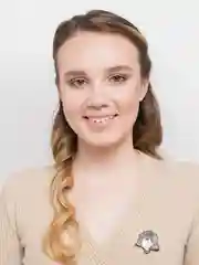Синий деревянный значок "Девочка"