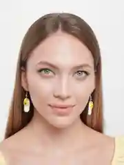 Желтый серьги шапки, тапки