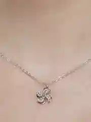 Серебряный цепочка с кулоном цветок с крутящимися лепестками