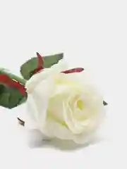 Белый искусственные розы, пионы и камелии