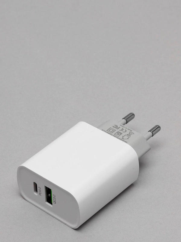 Зарядное устройство Type-C/USB, быстрая зарядка QC 3.0, Блок питания для iPhone 18W, L64