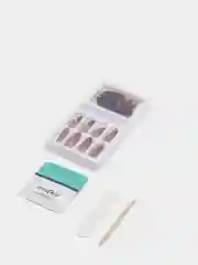 Бордовый накладные ногти с дизайном