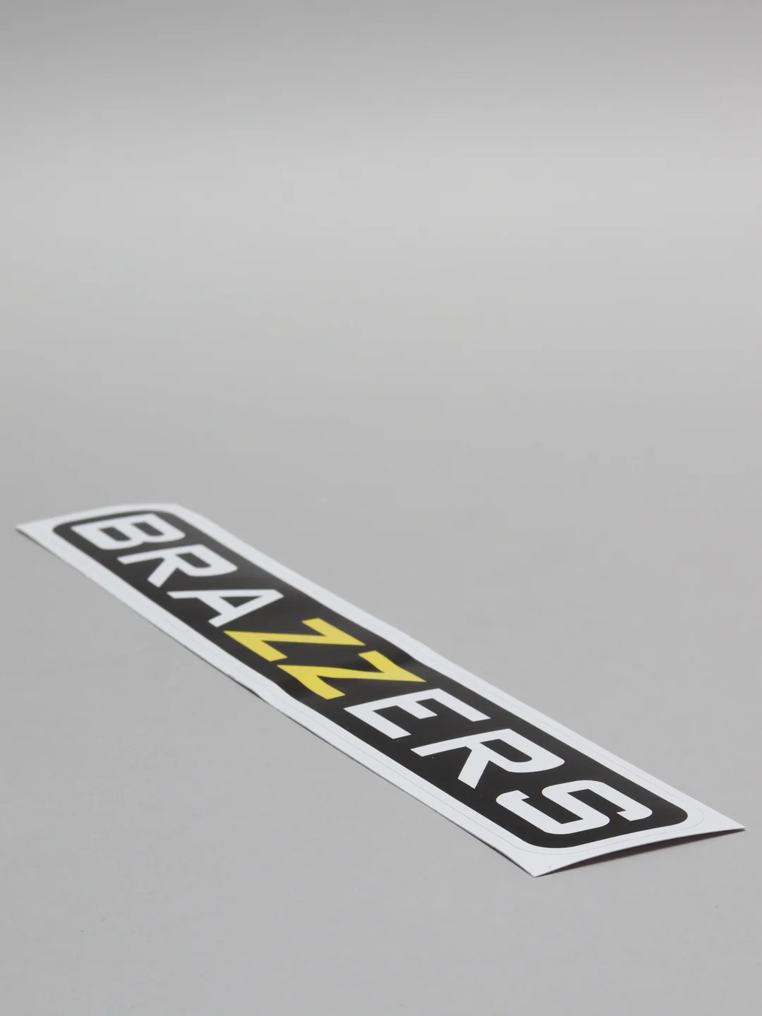 Наклейка на автомобиль "BRAZZERS"