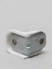 Белый уголок крепёжный, с пластиковой крышкой, 20 х 20, 10 штук