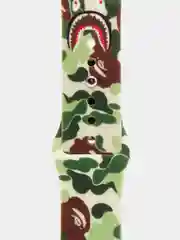 Зелёный хаки ремешок силиконовый с рисунком для Apple Watch