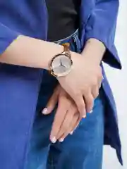 Золотой часы женские наручные кварцевые, круглые