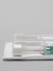 Черный пистолет для прокалывания ушей, стерильный, 2 штуки