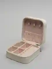 Белый шкатулка для хранения ювелирных украшений