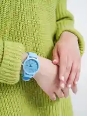 Лазурный женские наручные часы на силиконовом ремешке
