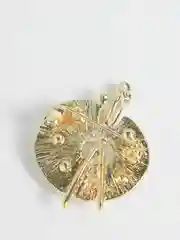 Белый брошь женская "Акварель"