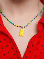 Желтый набор с мишкой из бисера