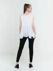 Белый женский топ, блузка