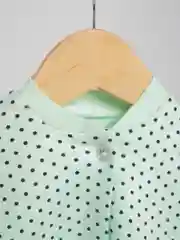 Зеленый распашонки