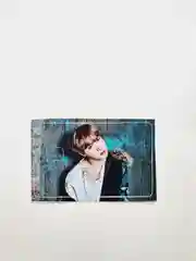 Голубой наклейка-стикер на банковскую карту "BTS J-hope"