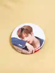 Бордовый значки BTS K-pop, большие 56мм, БТС