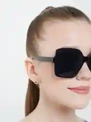 Черный женские солнцезащитные очки