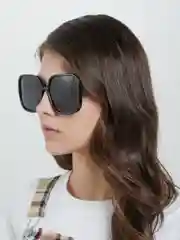 Черный очки солнцезащитные женские