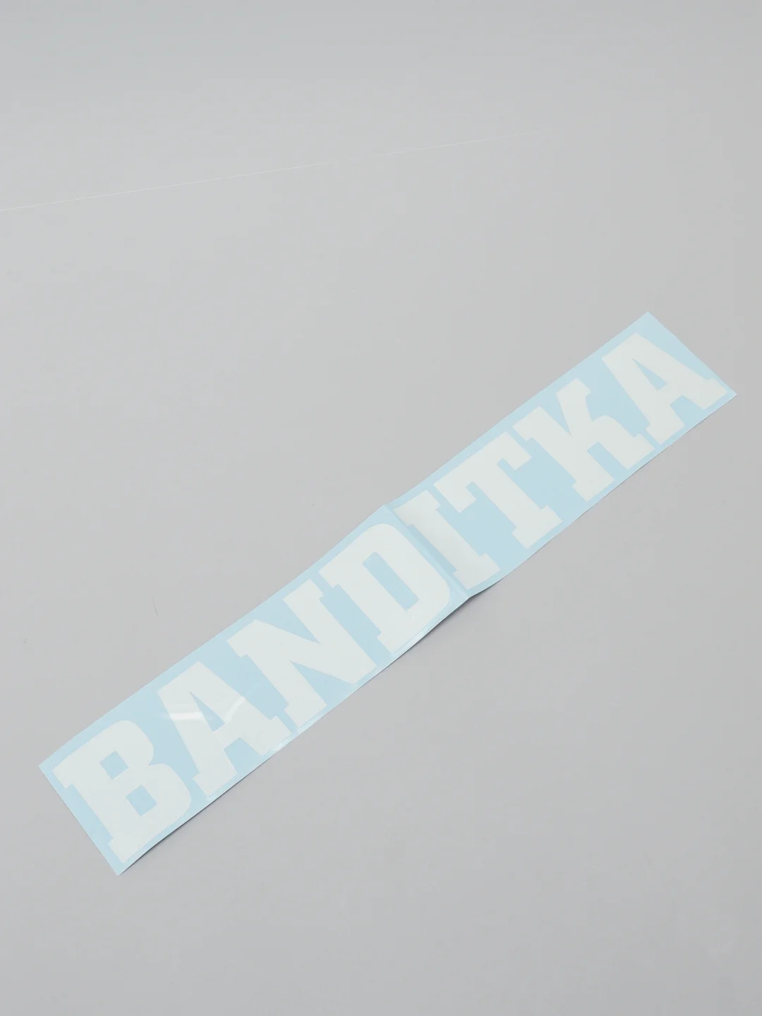 Белый наклейка на авто BANDITKA, на стекло кузова