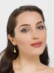 Желтый серьги капли с акриловой вставкой