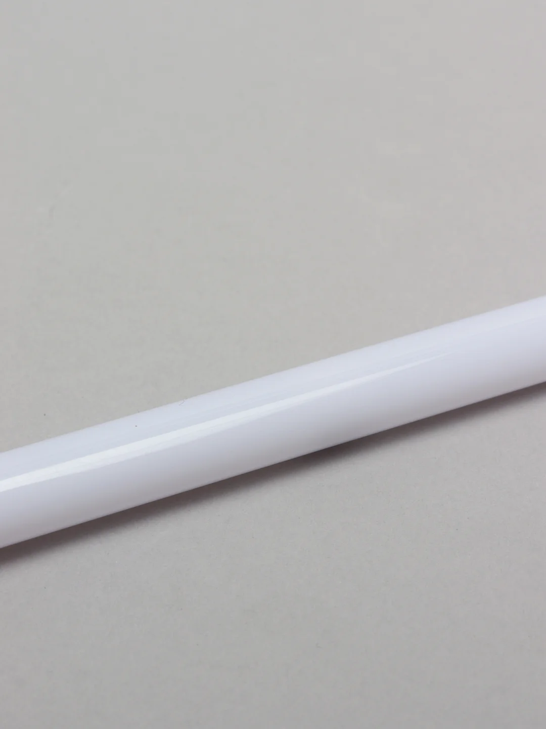Красный трюковая ручка для Pen spinninga светящаяся