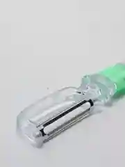 Желтый овощечистка