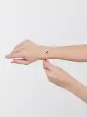 Прозрачный браслет белая  нить с буквой Инициал, Handmade