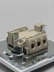 Выключатель с подсветкой Plano, 10А-250В, IP20, СУ