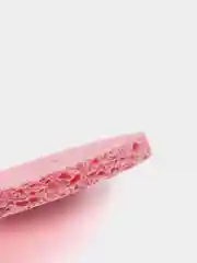 Желтый спонж для умывания, пористый