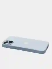 Небесно-голубой чехол силиконовый со стеклянной панелью для iPhone 13