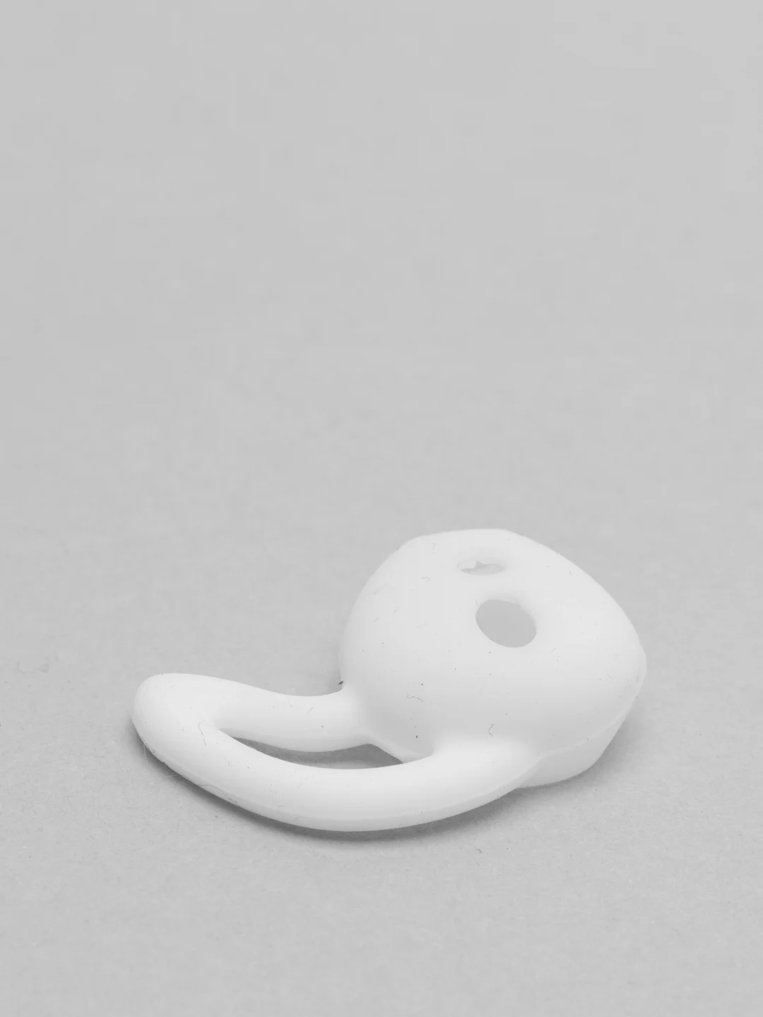 Белый чехол для наушников/Силиконовый держатель наушников/Airpods 1,2, TWS i9S, i10, i14/Haylou