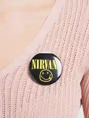 Белый значки Nirvana большие 56 мм, Нирвана