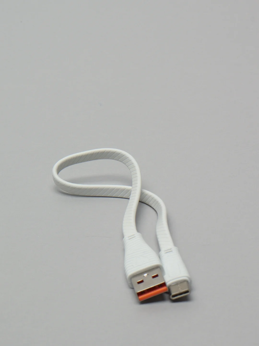 Белый кабель для зарядки LENYES LC 25см Lightning , Type-C, micro-USB