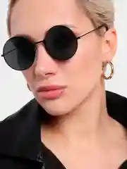Круглые солнцезащитные очки
