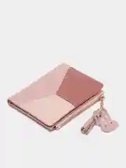 Розовый кошелек женский из экокожи с брелоком