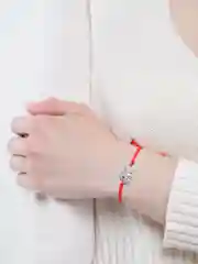 Браслет красная нить