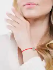 Браслет красная нить