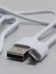 Белый кабель для быстрой зарядки телефона Micro-USB, Type-C, Lightning, 1 метр