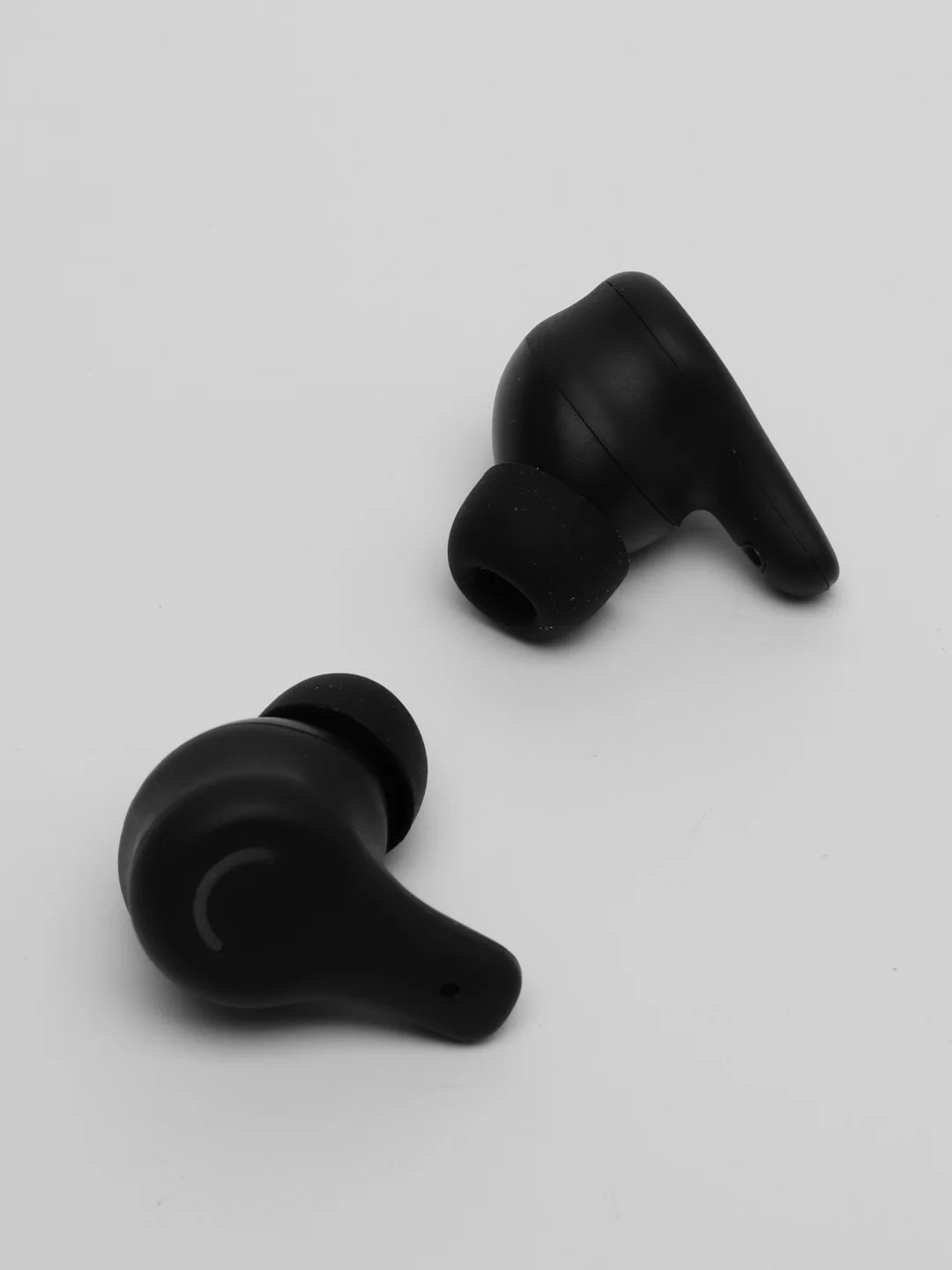 Черный беспроводные TWS наушники с сенсорным управлением, Black, UNICO