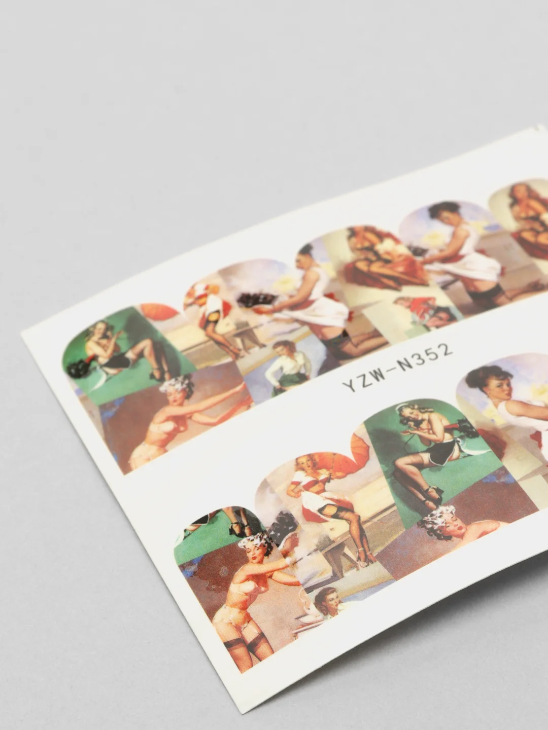 Белый слайдеры для дизайна ногтей Pin Up