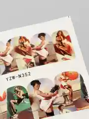 Белый слайдеры для дизайна ногтей Pin Up