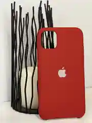 Алый чехлы на iPhone 11, 12, 12 Pro Silicone