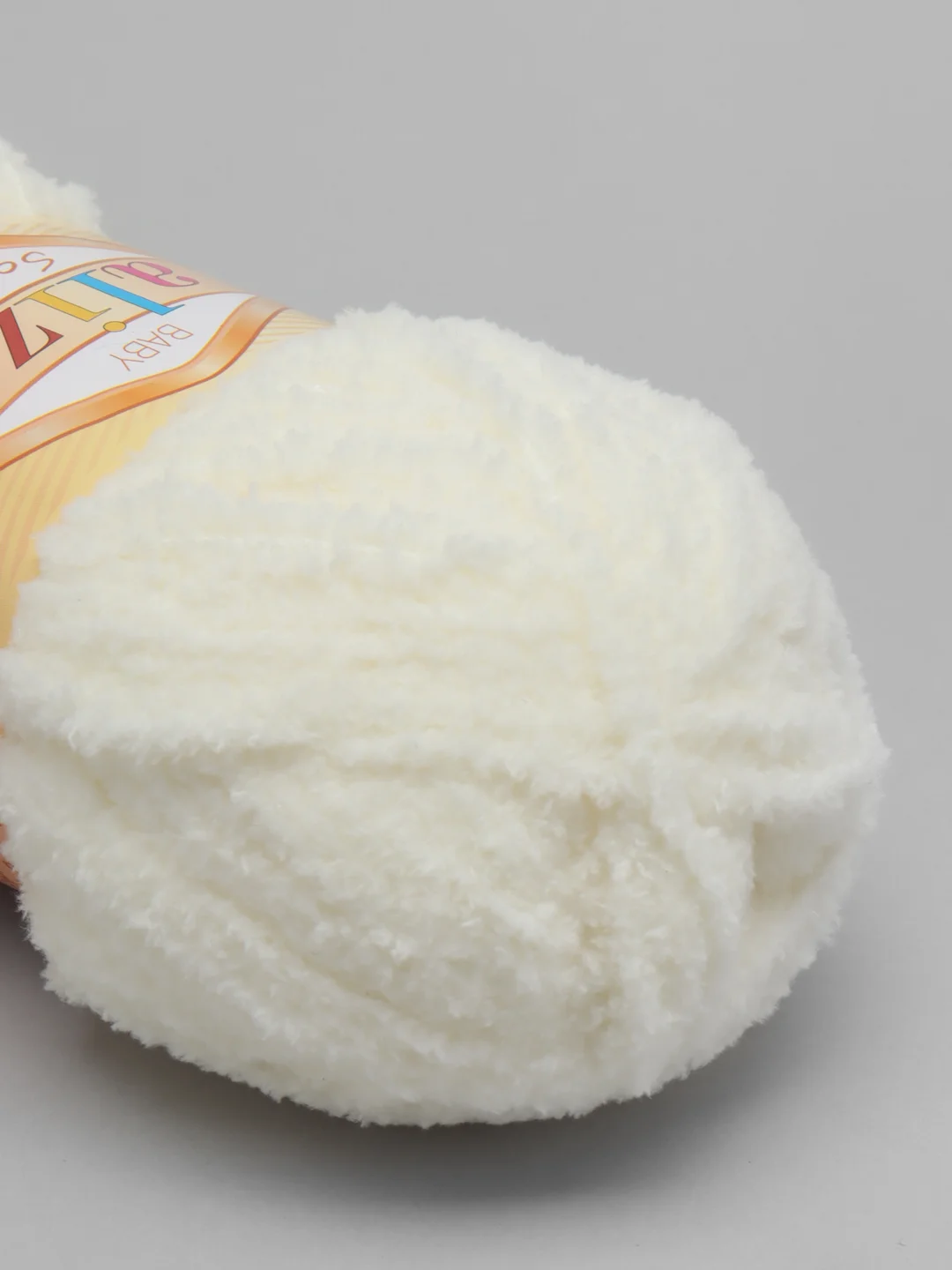 Молочный пряжа Alize Softy, 100% микрополиэстер, 50 г, 115 м
