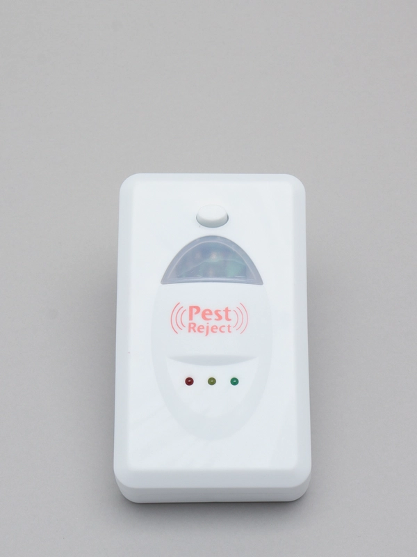 Отпугиватель грызунов Pest Reject, ультразвуковой / Средство от мышей